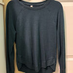 Athleta  Women’s Long Sleeve Top Photo 0