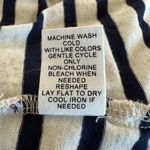 89th and Madison Like New -  Striped Top - Navy. Photo 4