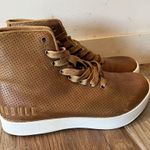 Nobull  Leather Trainers High Top Women’s 5.5 Photo 4