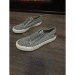 Blowfish Malibu Women's‎ Gray Canvas Slip On Sneakers Casual Shoes size 7 Photo 1