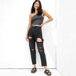 American Eagle ‼️ Ripped Mom Jeans‼️ Photo 0