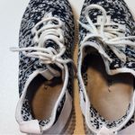 Kendall + Kylie Women's Sz 7 Ezora Knit Sneakers White/Black Speckle Shoes Photo 6