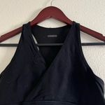 Lululemon Black V Neck Racerback Crossover Athletic Workout Tank Top Size 8 Photo 3