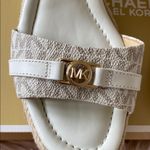 NWT Michael Michael Kors
Mandy Espadrille Wedge Sandals White Size 6.5 Photo 7