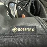 Converse  Mountain Club Chuck Taylor All Star Lugged Women’s Leather HighTop  6.5 Photo 4