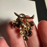 Signed Avon Grape Fruit Gold Tone Brooch Tack Pin Rhinestone NWOT Photo 8