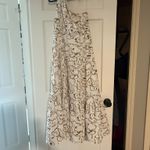 Entro   One-Shoulder Cream Floral Midi Dress Photo 1