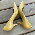 Michael Kors patent leather pumps💛💛💛 Photo 4