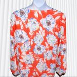 Pretty red lightweight blouse with bold floral design! Has cute balloon … Size 14 Photo 6