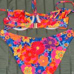 Kulani Kinis  Photo 3