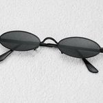 Oval Lenses Sunglasses Black Photo 0