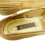 Casadei Vintage Gold Pumps Photo 5