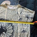 Cream and White Graphic Short Sleeve Tee SZ L Dandelion Streetwear Crew Neck Green Size L Photo 11