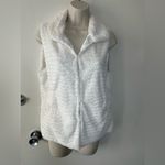 Apt. 9  Women's Cream Fleece Vest Photo 2