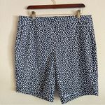 Spanx  Shorts Navy painted dots 10” stretchy women’s shorts, pockets, size XL Photo 5