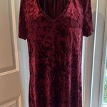 Velvet Tees Burgundy, short sleeve V-neck velvet front pocket tee Photo 0