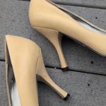 Vince Camuto Marc Fisher Light Yellow Pumps | Marc Fisher Pointed Toe Heels Photo 8