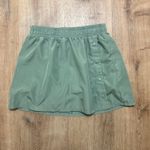 AERO SPORT | Women's Green Snap Front Lined Athleisure Athletic Skort Skirt Size M Photo 0