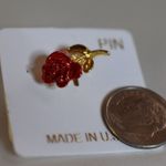 Source Unknown NIP Petite 3/4" Red Rose Gold Tone Cottagecore Casual Tie Tac/Lapel Pin Photo 1