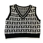 New Black/White V Photo 0