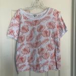 Messy Bun Just Chillin g T-shirt Photo 1