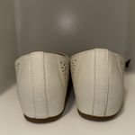 Baretraps Chika Cream Floral Vegan Leather Ballet Flats Women’s 10 Photo 4