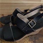 Timberland  Size 9.5 Women’s Tilden Platform Black Leather Wedge Sandals Photo 4