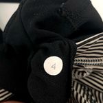 Lululemon Run Engage Bra Tonka Stripe Cashew/Black Wide Straps Athletic Size 4 Photo 7