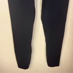 Lululemon  ALIGN 25” Black Leggings Size 2‎ Activewear Shaping Outdoor Photo 2