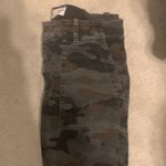 Nili Lotan GUC  grey camo cropped military pant. Photo 8
