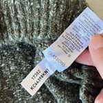 Glassons  Green V-Neck Button Up Slightly Cropped Cardigan Sweater SIZE SMALL Photo 10