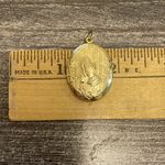 Praying Hand Vintage Locket Etched Floral Pendant Gold Tone Prayer Open Closed Photo 7