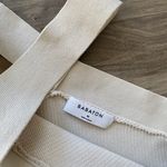 Aritzia Crop Top Photo 1