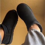 UGG  Ultra Mini Classic Boot Black Photo 2
