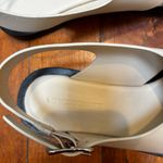 Everlane NWOT  City Crossover Flat Sandals in Parchment White 6 Photo 7