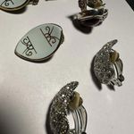 Lot of 4 Women’s Costume Jewelry Clip Photo 6