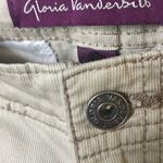 Gloria Vanderbilt Khaki  Capri Pants Photo 3