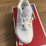 New Balance  577 walking DSL 2 white sneakers lace up women 7 Wide NWT Photo 5