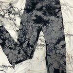 Amazon Scrunch Workout Leggings Photo 1