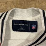 Abercrombie & Fitch  Detroit Lions Graphic Crewneck Sweater Size Small Oversized Photo 2