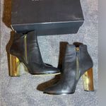 Saks 5th Avenue $200 Saks Fifth Avenue Hallie Black Grainy Leather Boots With Box ( 7.5 ) Photo 5