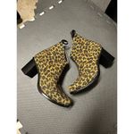 Charleston Shoe Co. telfair Ankle Stretch‎ Booties Cheetah Size 7 Photo 2