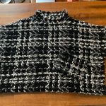 Coco + Carmen  Poncho One Size  Black and White Textured Knit Shortsleeved pocket Photo 0