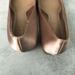 Taryn Rose  Maci Pump Heels Pink Blush Satin Fabric NEW Photo 2