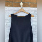 Babette Pleated classy Dress in black size small Photo 3