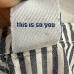 Old Navy Striped Navy and White Sleeveless Women’s Large V-neck Keyhole back Top Photo 2