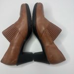 Clarks Bendables Brown Leather Loafers Size 8M Photo 4