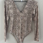 Leith  Stretchy Neutral Snakeskin Long Sleeve Bodysuit V Neck Medium Photo 0