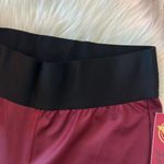 Her Universe Wonder Woman  Capri Leggings Photo 2