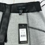 New Look Women’s Black mini skirt in size 8 Photo 2